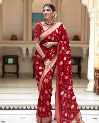  BEAUTIFUL RICH PALLU & JACQUARD WORK ON ALL OVER THE SAREE. Lichi Silk Saree