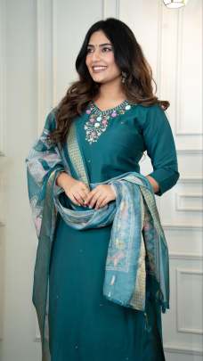Designer Kurti Pent Dupatta Set Cotton kurti seat 