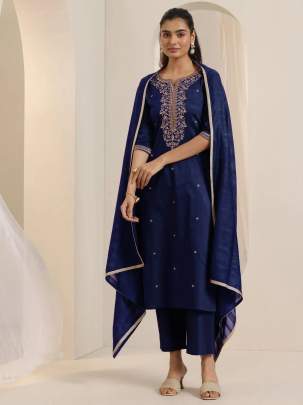 Premium Designers kurta Pent Set Premium Designers kurta Pent Set