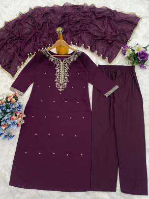 Premium Designers kurta Pent Set Premium Designers kurta Pent Set