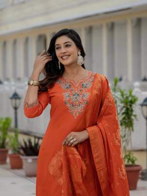 Salwar Suit  Cotton kurti seat 